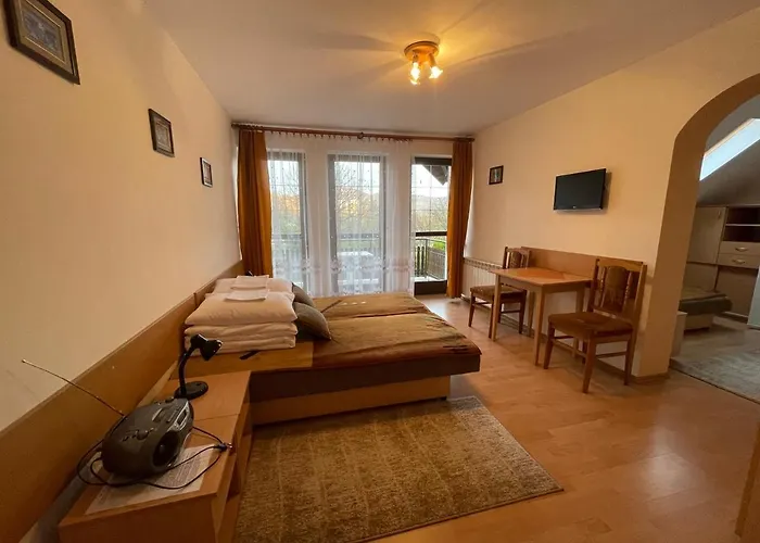 Justyna 招待所 什恰夫尼察